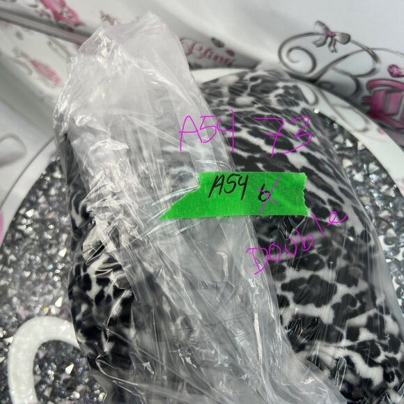 Jones Studio sweater zip up cheetah animal print black White Leopard Print Top - Picture 12 of 12